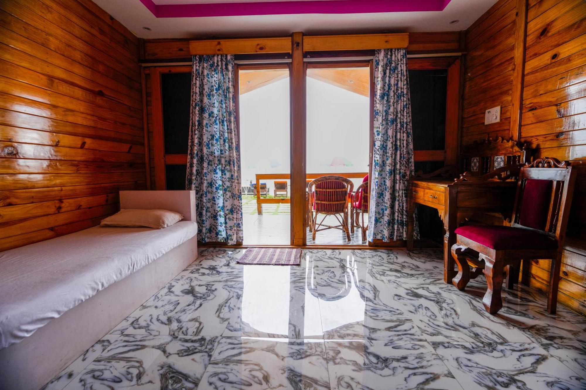 Om Sai Beach Resort Agonda Dış mekan fotoğraf